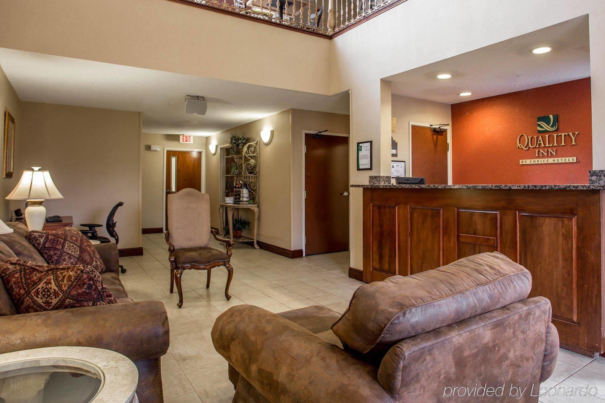 Quality Inn Huntersville Near Lake Norman Exterior photo